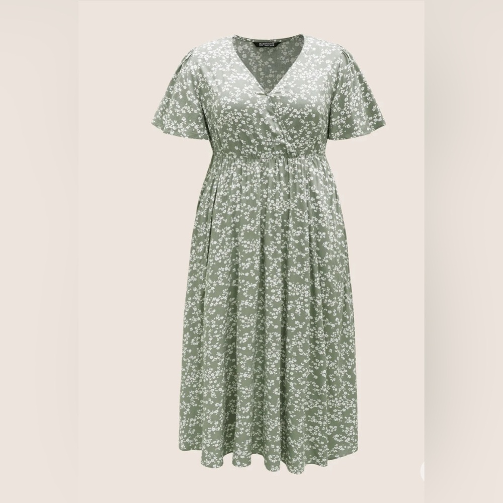 BloomChic Flutter Sleeve Ditsy Floral Pocket Split Maxi Dress